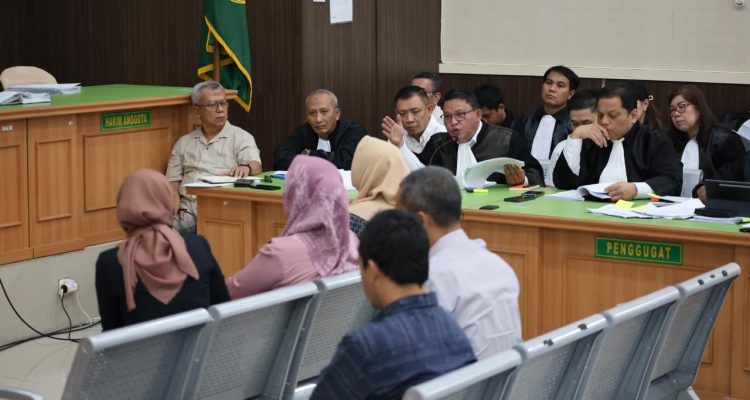 Sidang perkara tambang